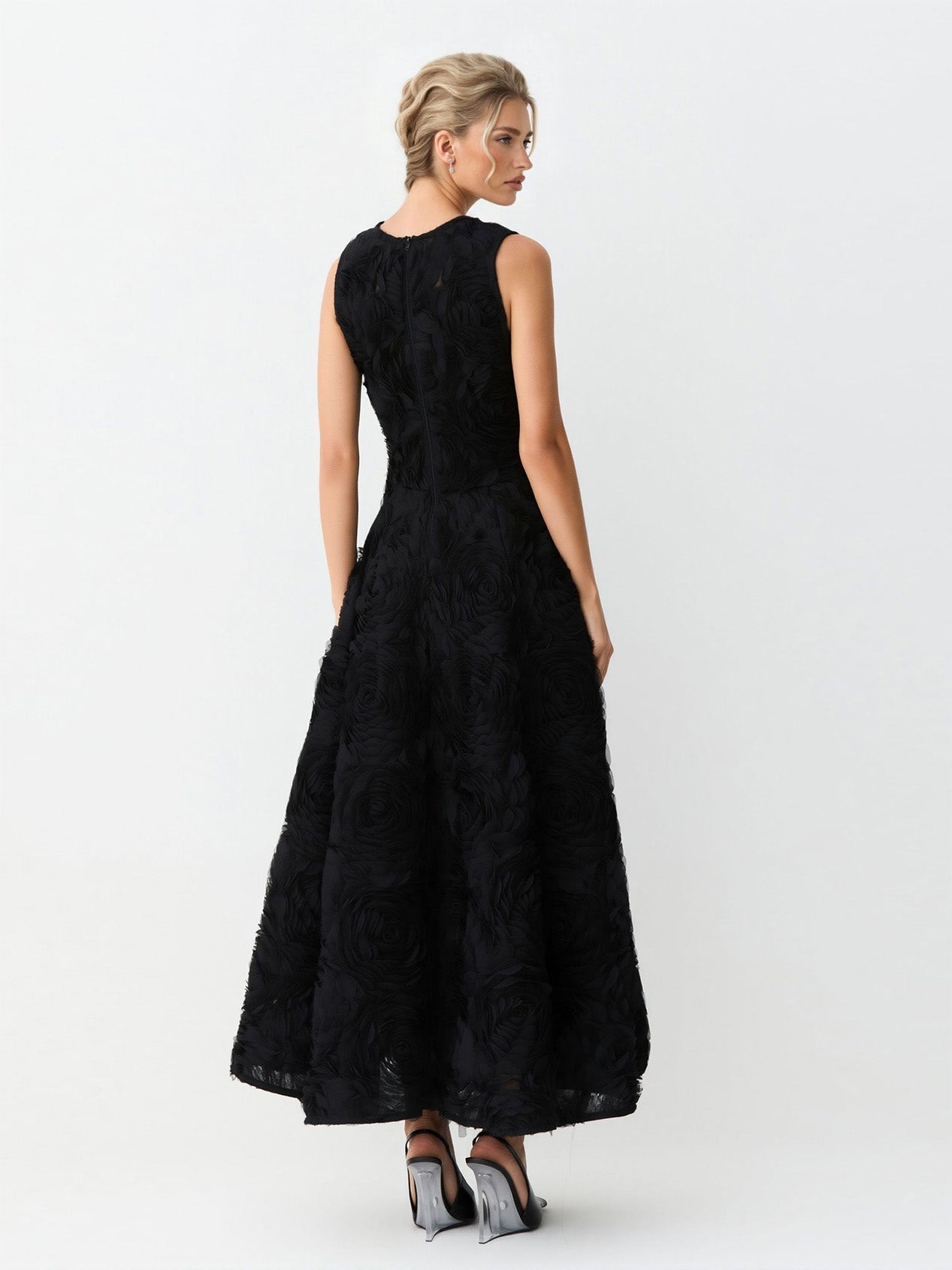Elegant 3D Floral Lace Sleeveless Midi Dress