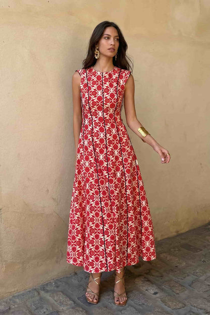 Fly-Sleeve Color Contrast Printed Maxi Dress