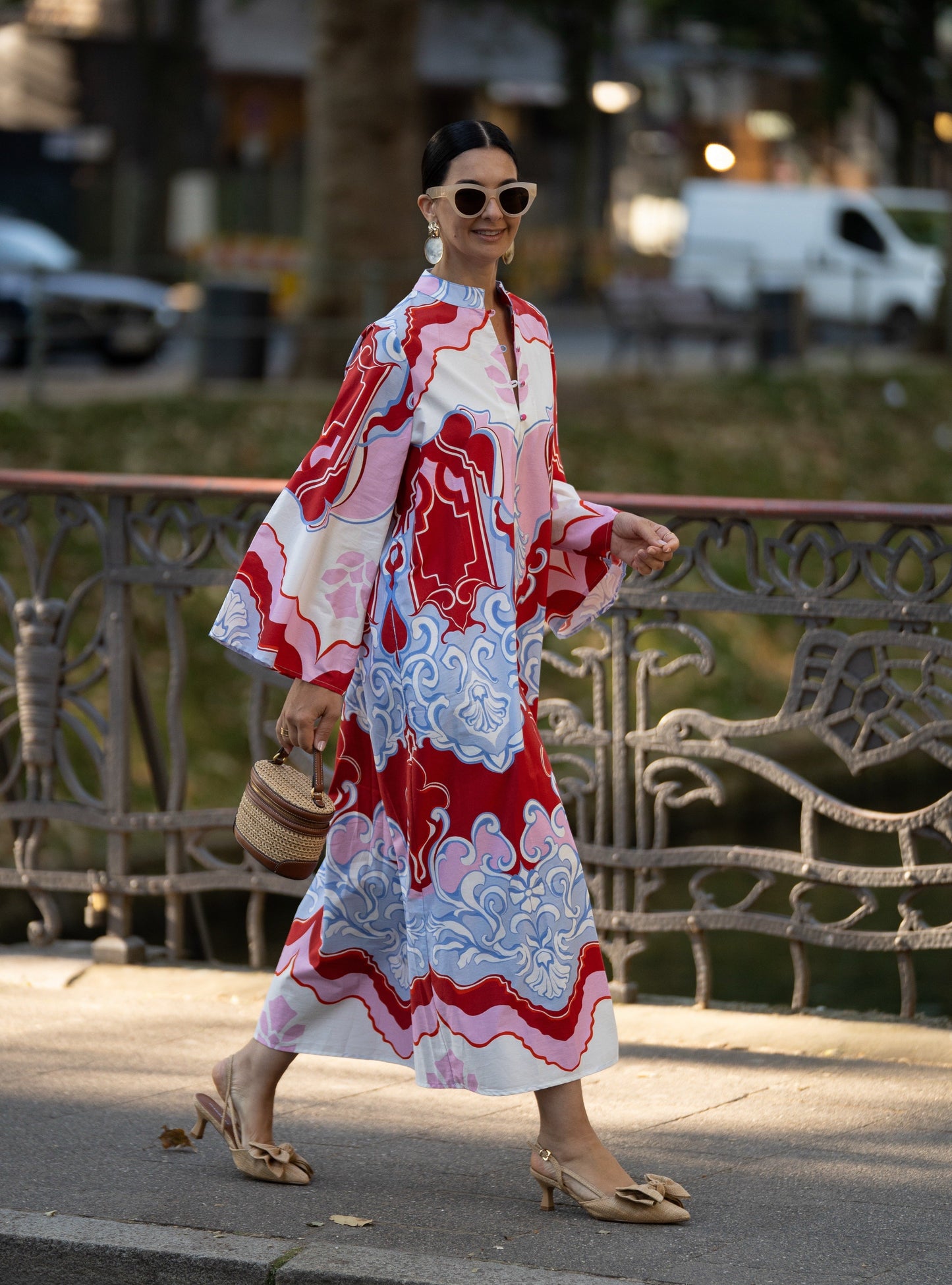 Retro Baroque Print High-Neck Kaftan Maxi Dress