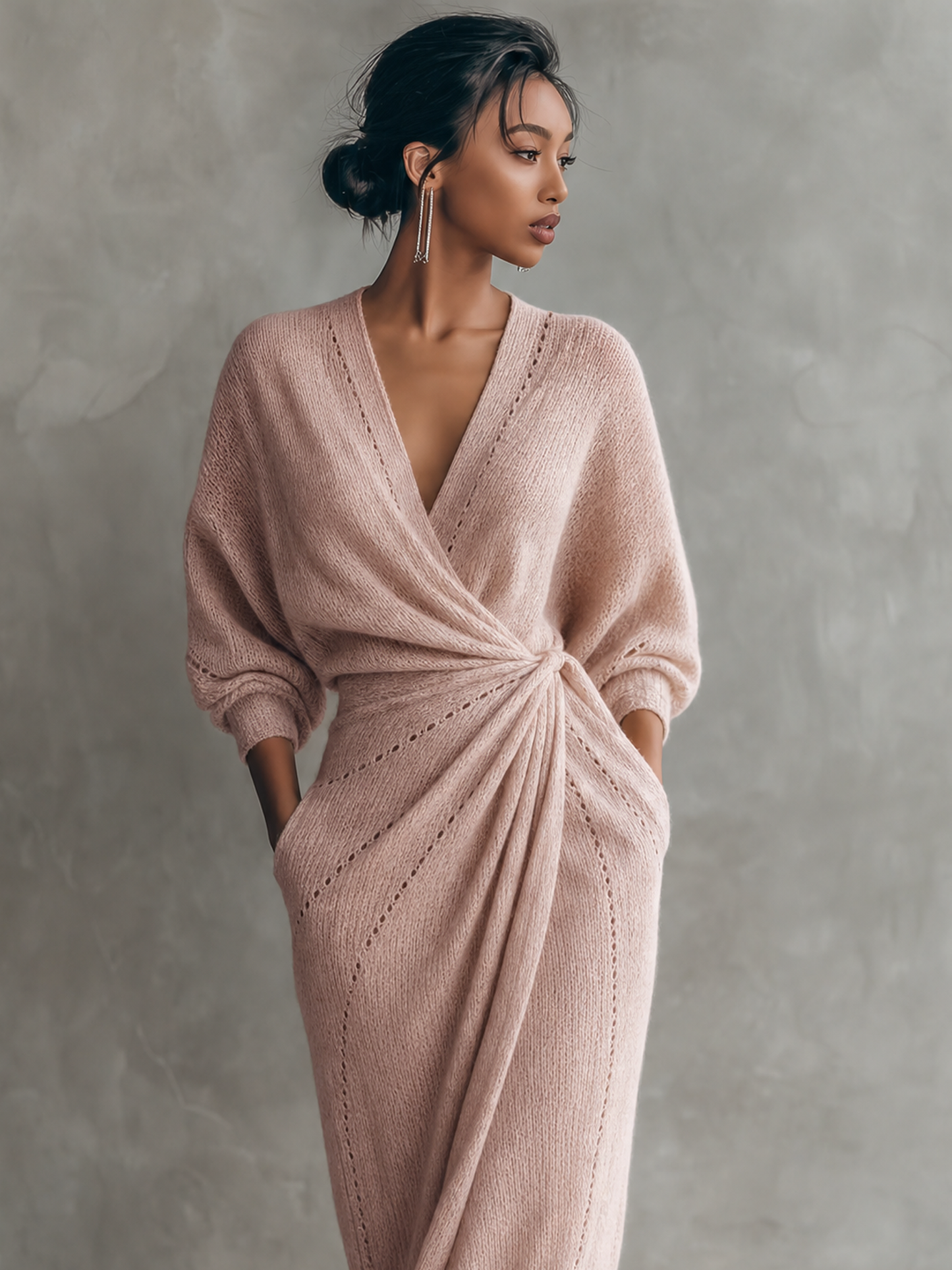 Minimalist V-neck knitted maxi dress