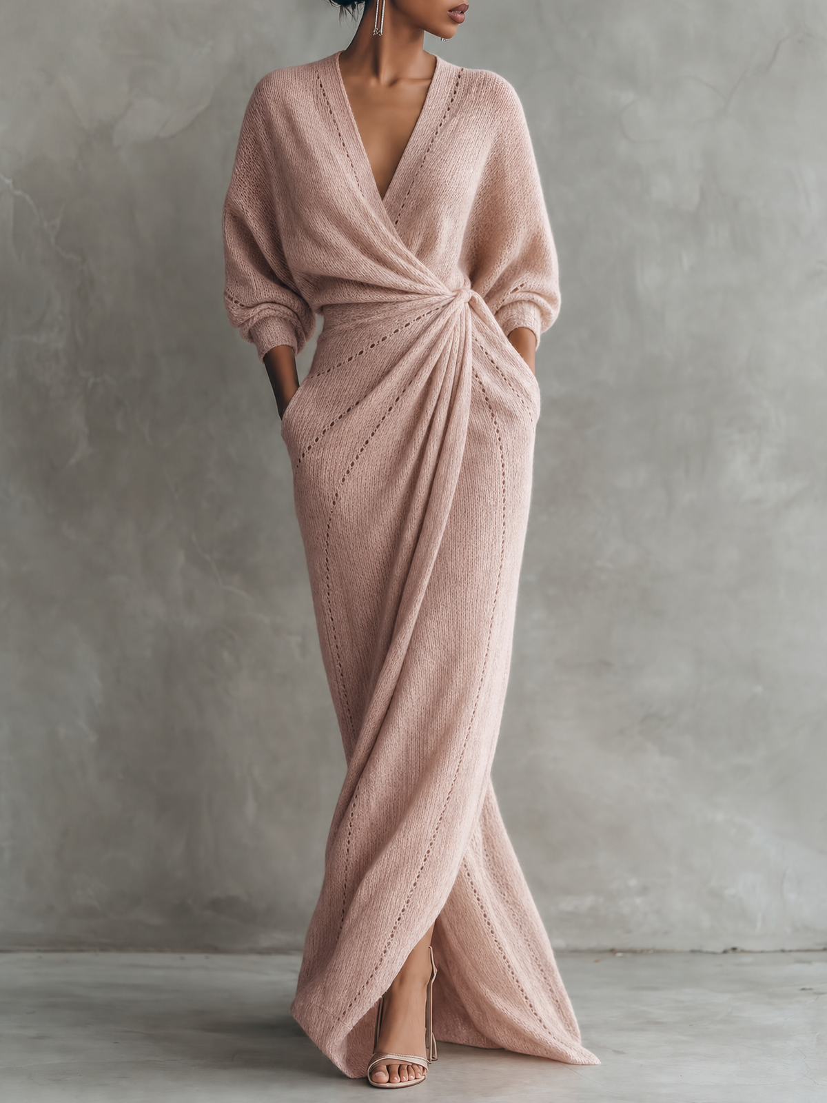 Minimalist V-neck knitted maxi dress